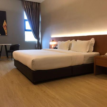 Kluang Riverview Hotel Zewnętrze zdjęcie