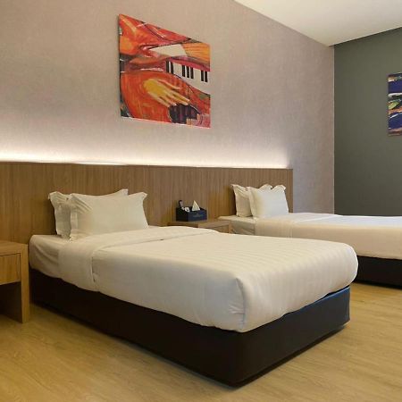 Kluang Riverview Hotel Zewnętrze zdjęcie