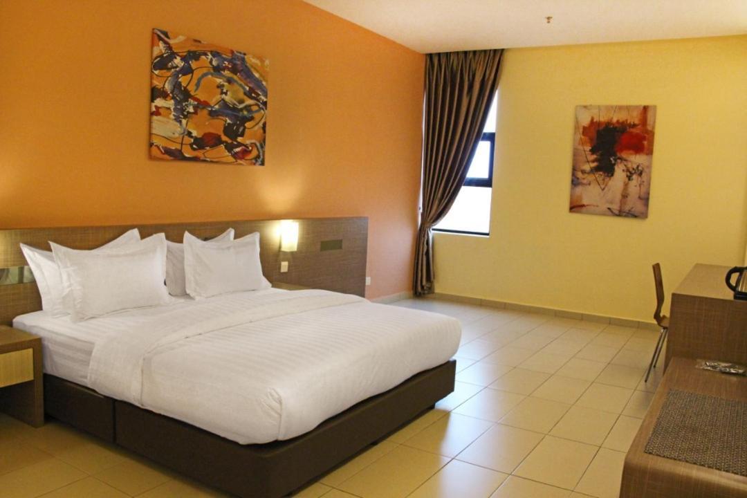 Kluang Riverview Hotel Zewnętrze zdjęcie